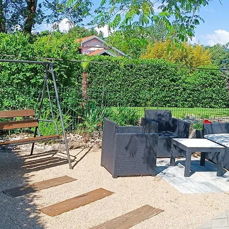 Apartament Apartment Brzac *