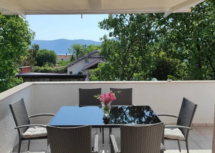 Apartment Brzac Brzac