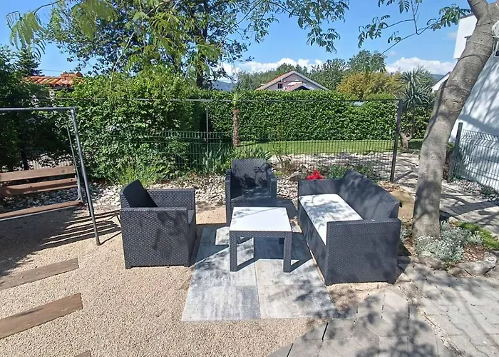 Apartment Brzac Apartman Brzac