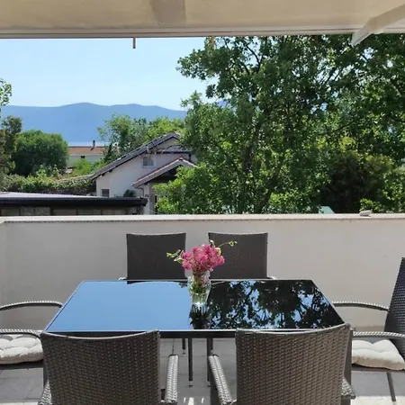 Apartment Brzac Brzac