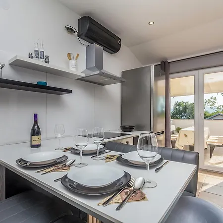 Διαμέρισμα Apartment Brzac